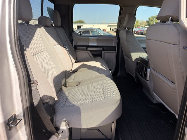 Used 2021 Ford F350 XLT w/ XLT Premium Package AWD/4WD image 4
