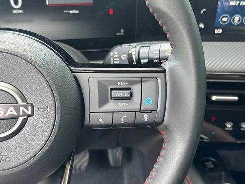 New 2025 Nissan Kicks SR w/ Illumination Package image 25