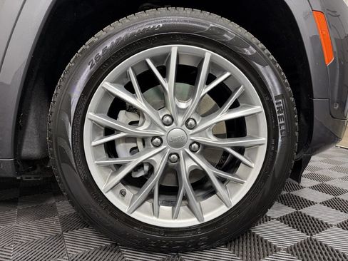 Used 2022 Jeep Grand Cherokee Summit w/ Advanced Protech Group IV AWD/4WD image 67