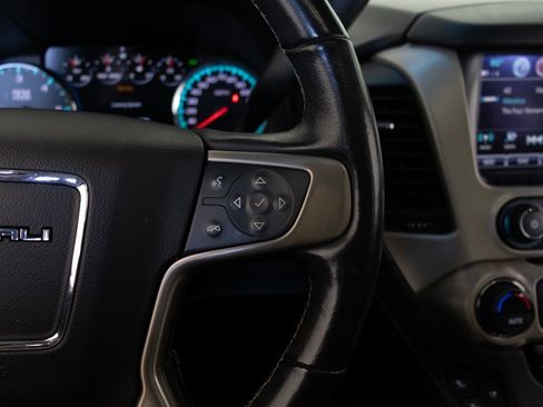 Used 2019 GMC Yukon Denali w/ Denali Ultimate Package image 34