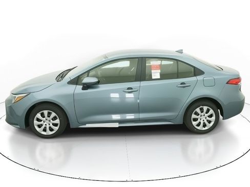 New 2026 Toyota Corolla LE image 3