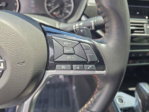 Used 2024 Nissan Altima 2.5 SR w/ SR Premium Package FWD image 24