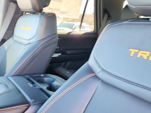 New 2026 Ford Expedition Tremor image 32