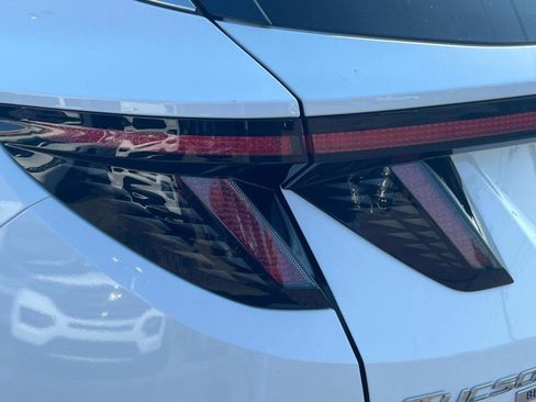 Used 2023 Hyundai Tucson Blue image 10