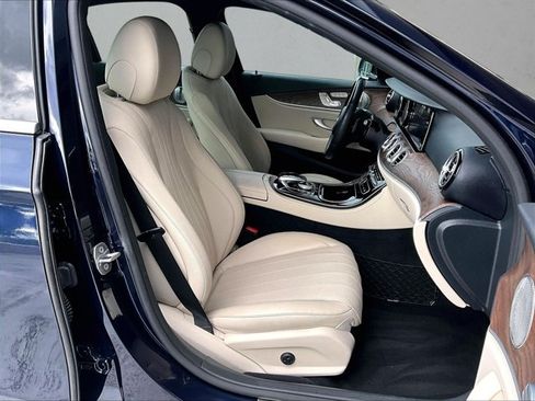 Used 2017 Mercedes-Benz E 300 image 9