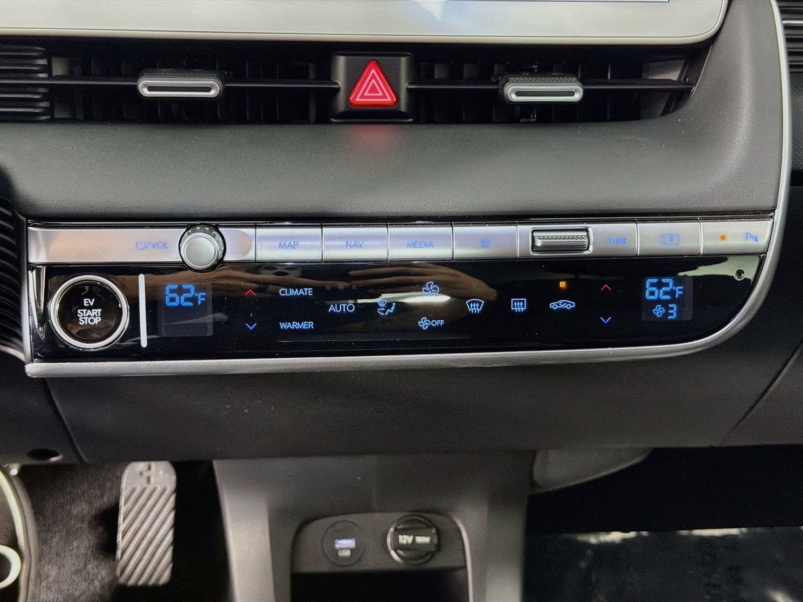 Used 2024 Hyundai Ioniq 5 SEL RWD image 16