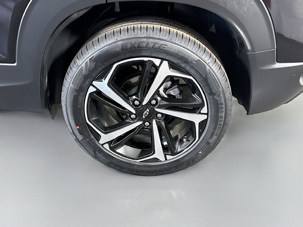 Used 2022 Chevrolet TrailBlazer RS FWD image 36