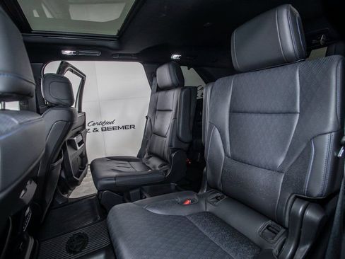 Used 2024 Toyota Sequoia Platinum image 40