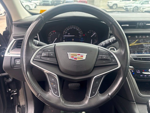 Used 2018 Cadillac XT5 Premium Luxury FWD image 8