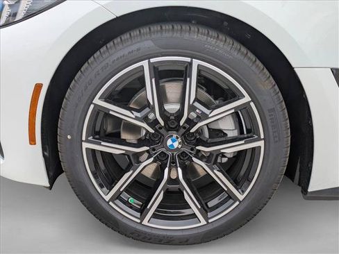 New 2026 BMW i4 eDrive40 w/ M Sport Package RWD image 10