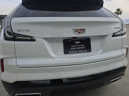 Used 2024 Cadillac XT4 Sport image 33