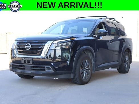 Used 2023 Nissan Pathfinder SV FWD image 1