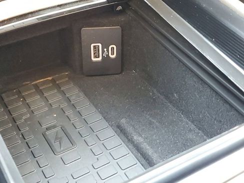 Certified 2024 Lincoln Corsair FWD w/ Equipment Group 101A image 33