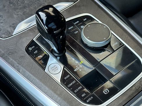 Used 2023 BMW X5 xDrive40i w/ Premium Package image 30