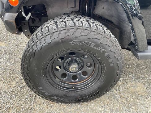 Used 2011 Jeep Wrangler Unlimited Sahara w/ Dual Top Group AWD/4WD image 30