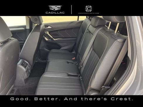 Used 2024 Volkswagen Tiguan SE FWD image 23