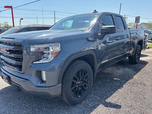 Used 2020 GMC Sierra 1500 Elevation w/ Elevation Value Package AWD/4WD image 3