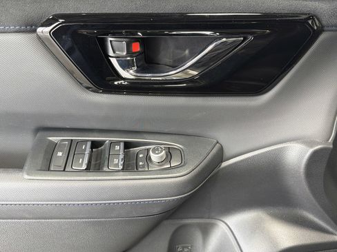 Used 2025 Subaru Forester Limited image 19