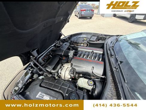 Used 2001 Chevrolet Corvette Convertible w/ Preferred Equipment Group2 RWD image 27