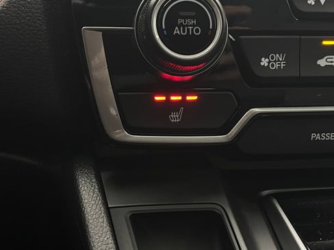 Used 2018 Honda CR-V EX image 6