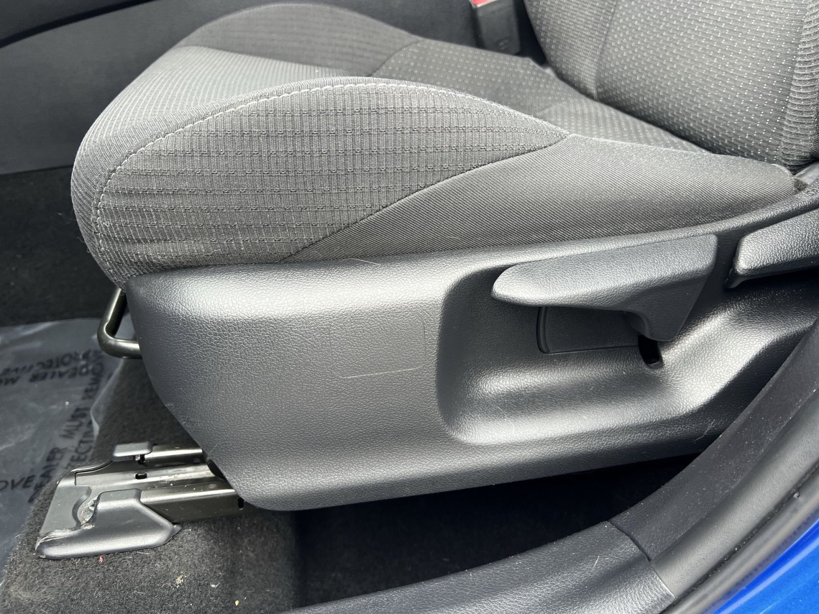 Used 2019 Toyota C-HR LE FWD image 14
