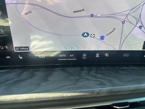 Certified 2025 Audi Q5 Premium w/ Convenience Package image 18