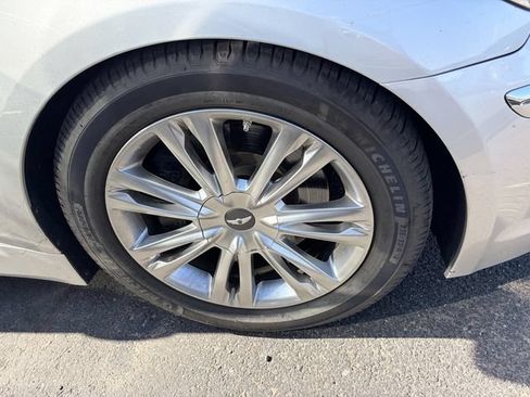 Used 2012 Hyundai Genesis 4.6 RWD image 4