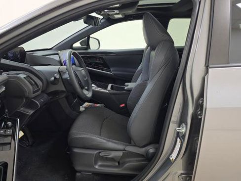 Used 2023 Toyota bZ4X AWD w/ Weather Package image 5