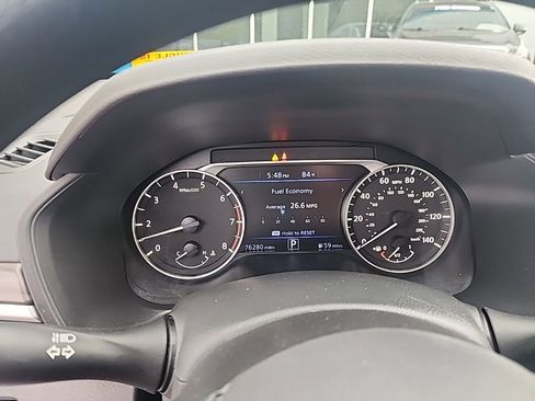 Used 2024 Nissan Altima 2.5 SV image 5