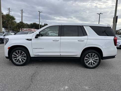 Used 2023 GMC Yukon Denali image 6