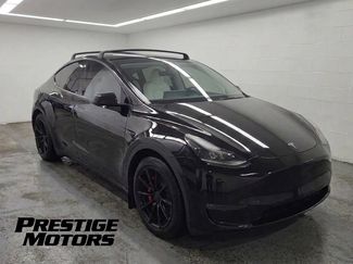 Used 2023 Tesla Model Y Performance AWD/4WD video 1