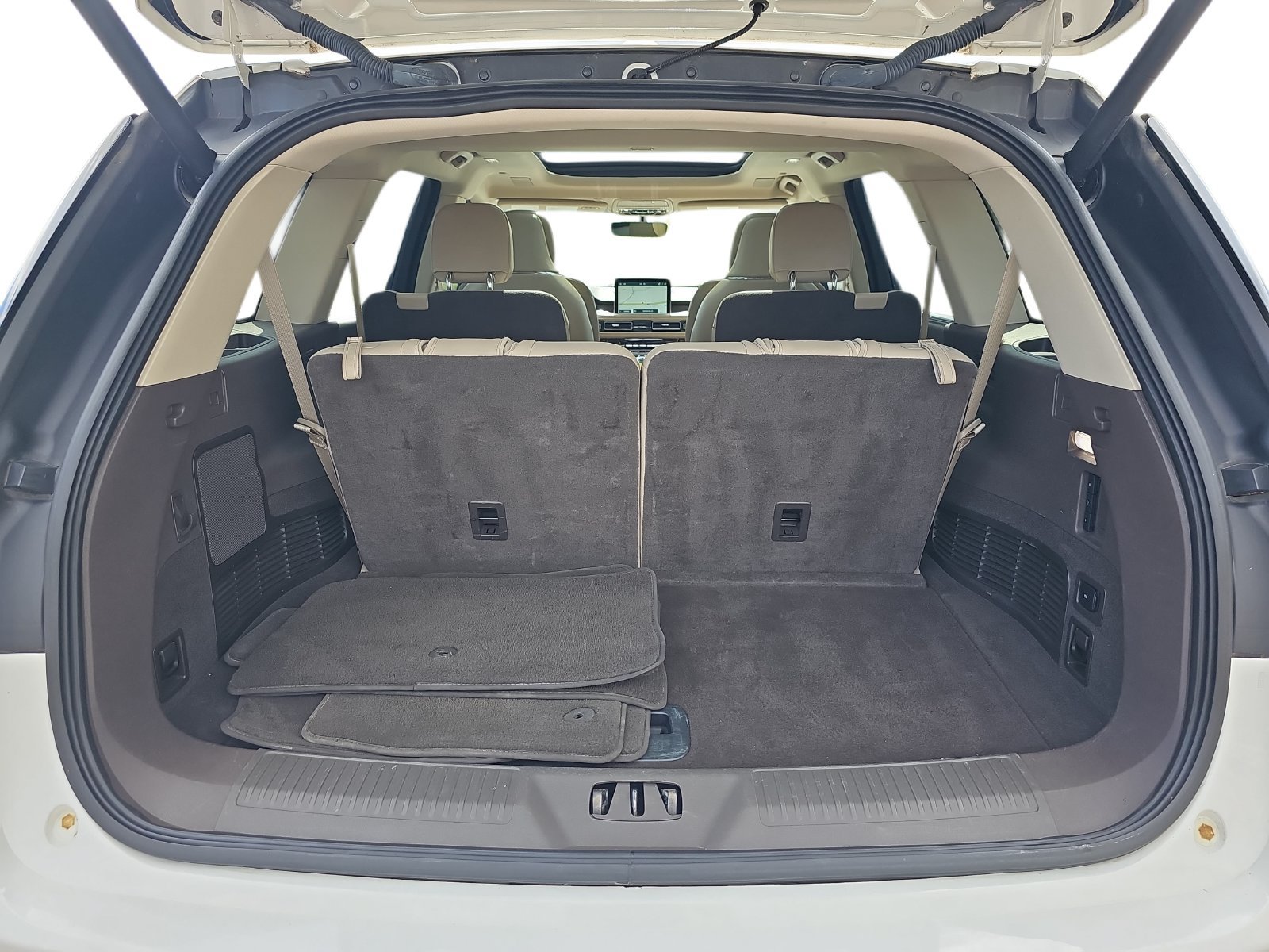 Used 2022 Lincoln Aviator Reserve w/ Equipment Group 201A AWD/4WD image 30
