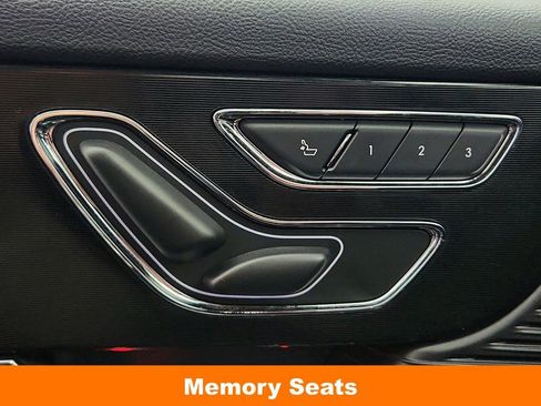 Used 2022 Lincoln Corsair AWD w/ Premium Package image 22
