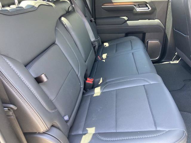 Used 2025 GMC Sierra 1500 Denali AWD/4WD image 23