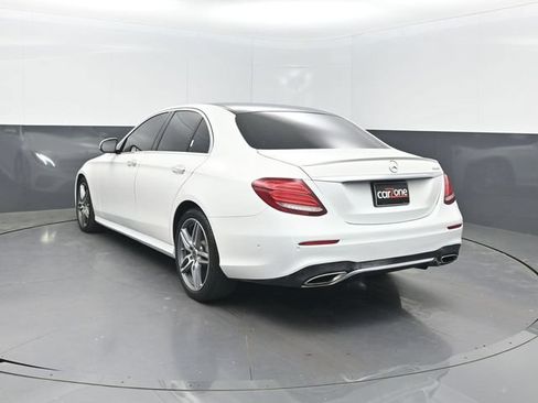 Used 2019 Mercedes-Benz E 300 4MATIC image 34