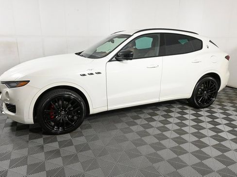 Used 2022 Maserati Levante GT image 28