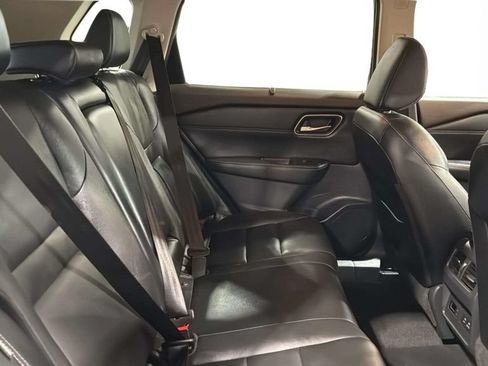 Used 2021 Nissan Rogue SL w/ Premium Package AWD/4WD image 12