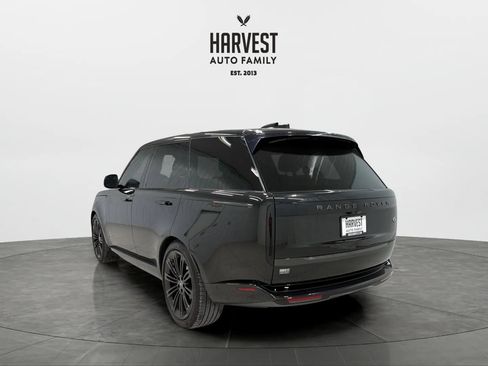 Used 2023 Land Rover Range Rover SE AWD/4WD image 4