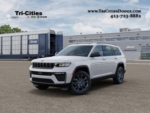 New 2026 Jeep Grand Cherokee L Limited AWD/4WD image 1