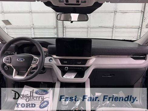 New 2026 Ford Explorer Active w/ Active Comfort Package image 16
