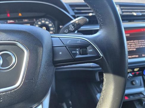 Used 2023 Audi Q3 2.0T Premium image 19