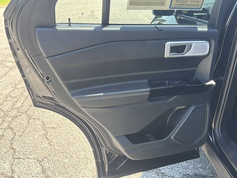 Used 2023 Ford Explorer ST w/ Equipment Group 401A AWD/4WD image 11