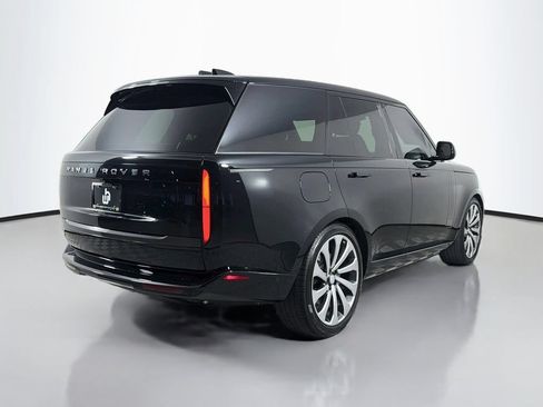 Certified 2025 Land Rover Range Rover SE AWD/4WD image 5