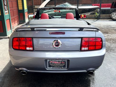 Used 2006 Ford Mustang GT Premium image 15