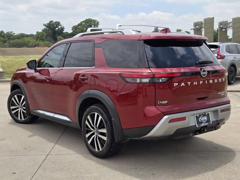 Used 2023 Nissan Pathfinder Platinum AWD/4WD image 4