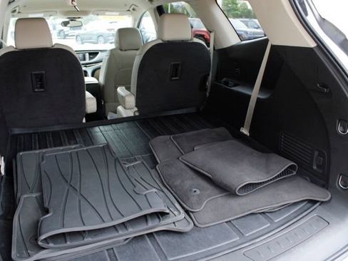 Used 2019 Buick Enclave Essence FWD image 7