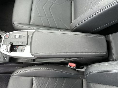 Used 2023 BMW X1 xDrive28i AWD/4WD image 25