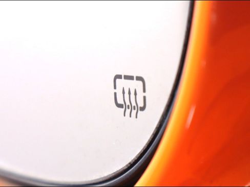 Used 2014 Dodge Challenger R/T w/ Premium Sound Group image 25