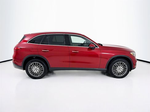 New 2026 Mercedes-Benz GLC 300 image 9