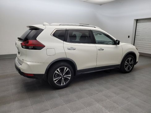 Used 2019 Nissan Rogue SV w/ Premium Package FWD image 10